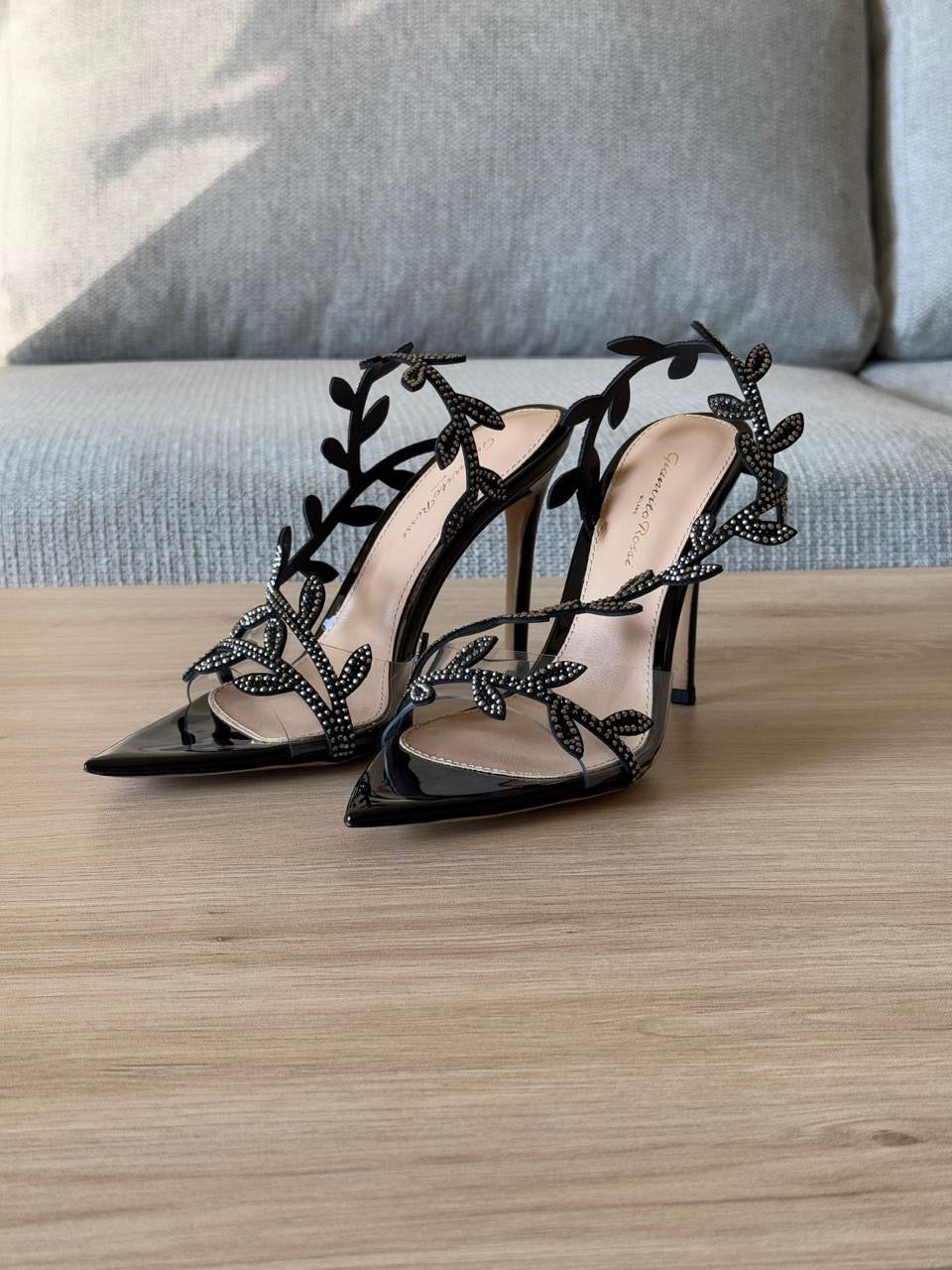 G rossi sandals heels