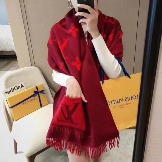 Lv scarf