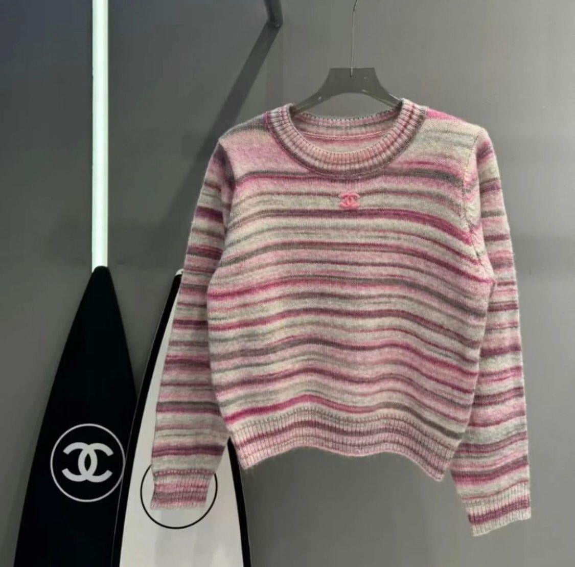 Chanel sweater