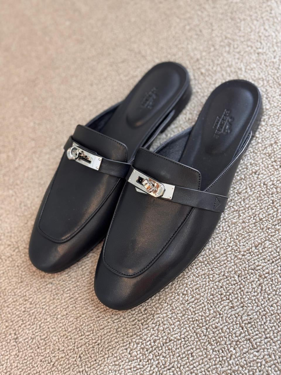 Hermes mules