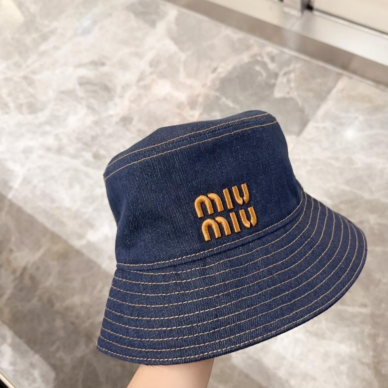 Miu miu hat