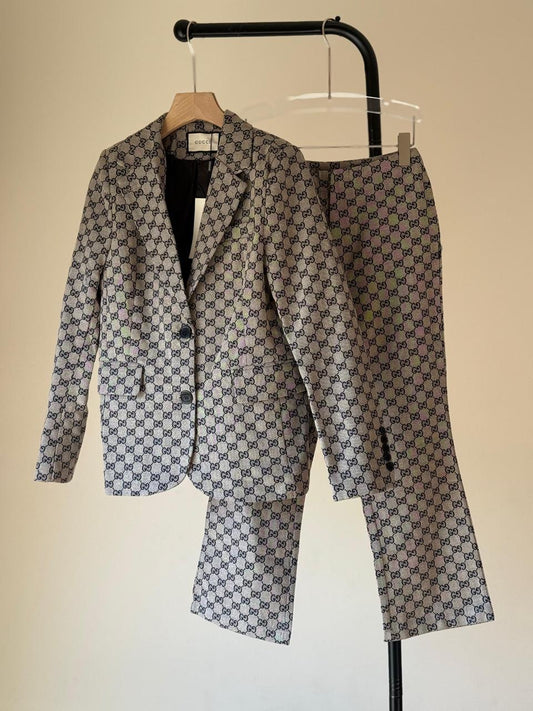 Gucci suit- clothes set