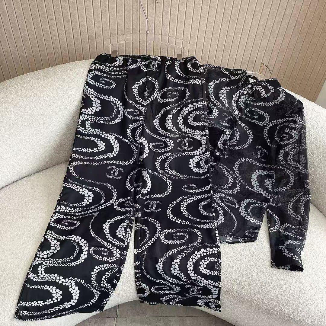 Chanel clothes set