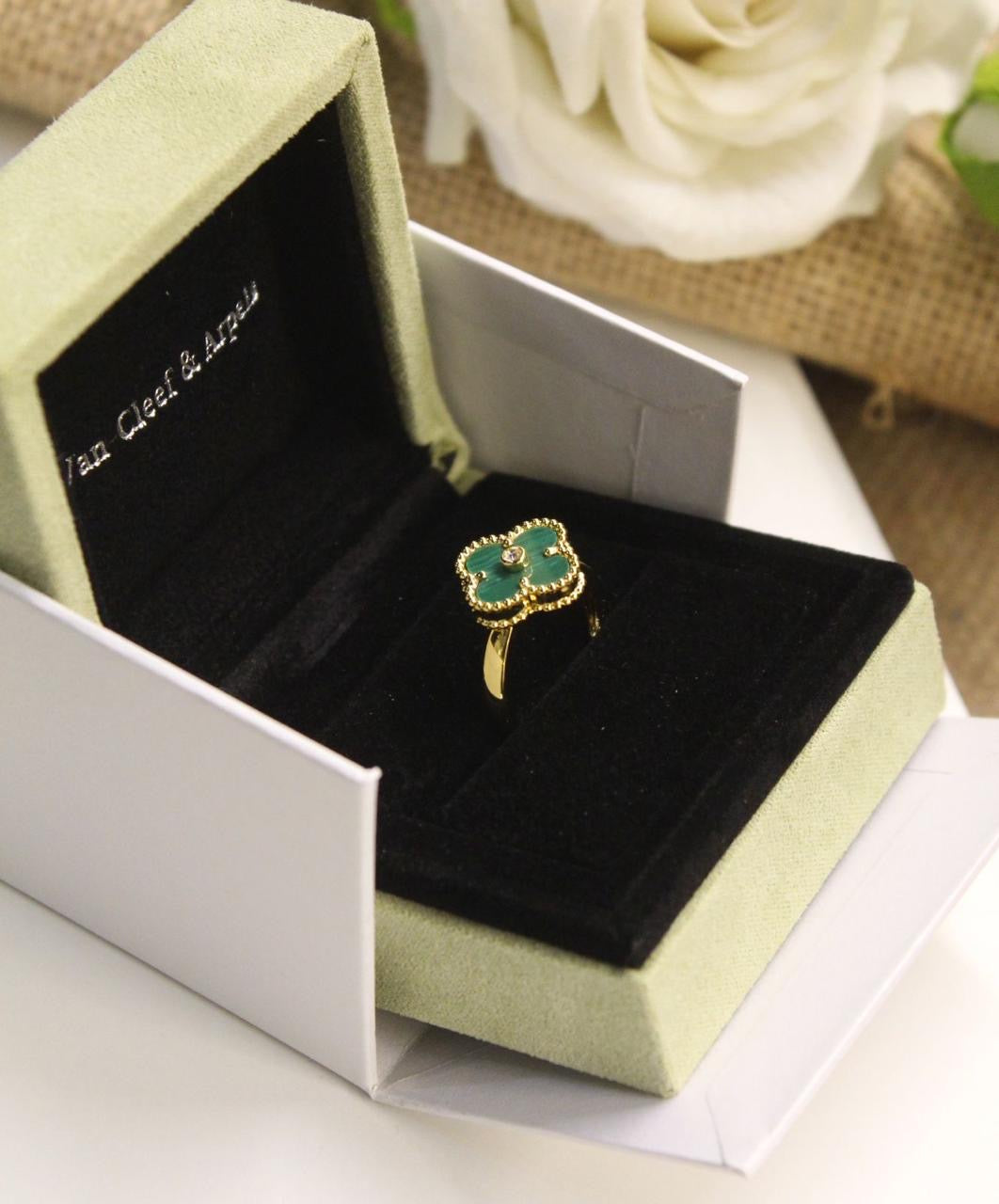 Van cleef ring