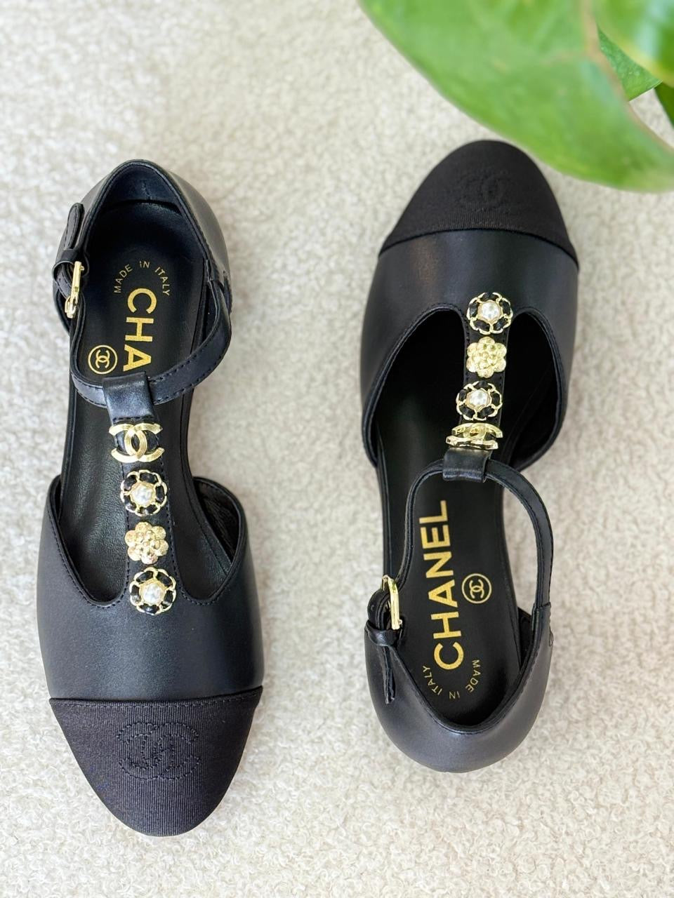 Chanel heels - low heels flat