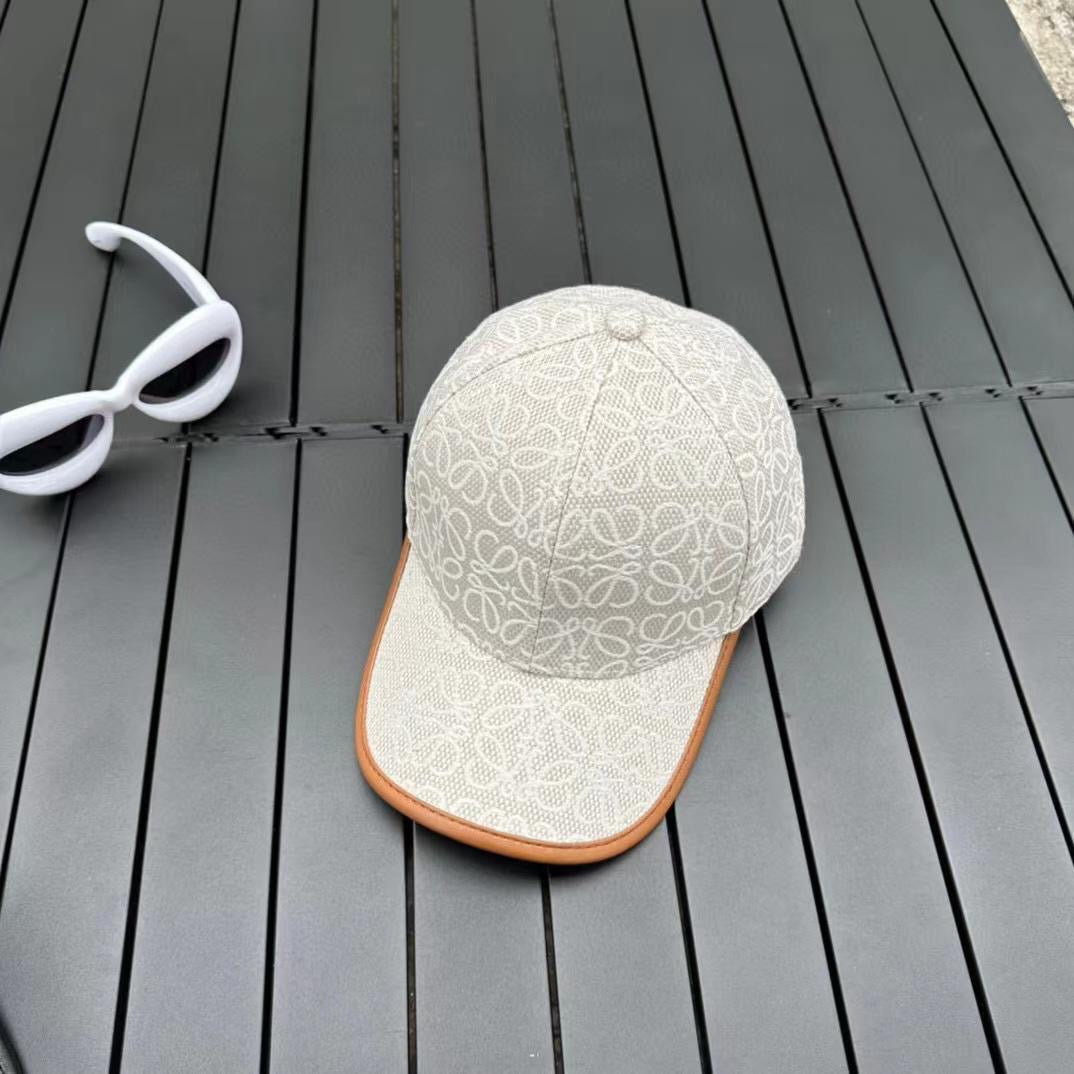 Loewe cap