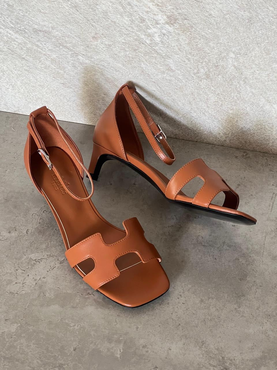 Hermes sandals heels