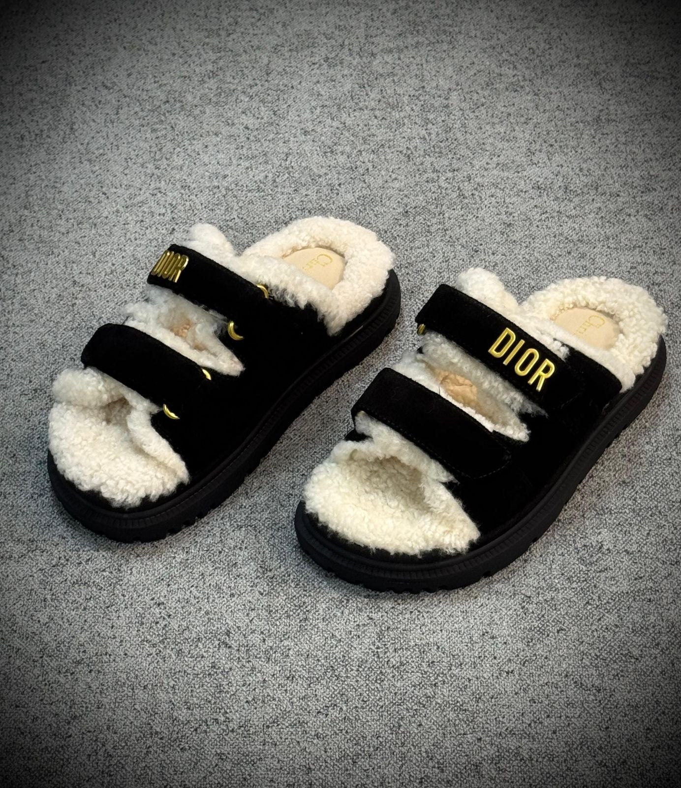 Dior sandals. - fur