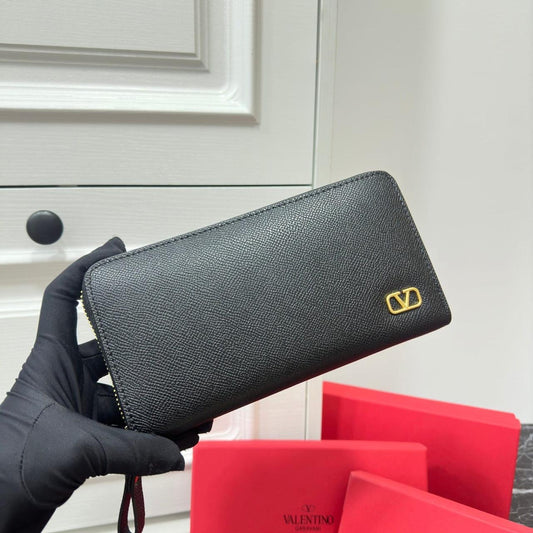 Valentino wallet