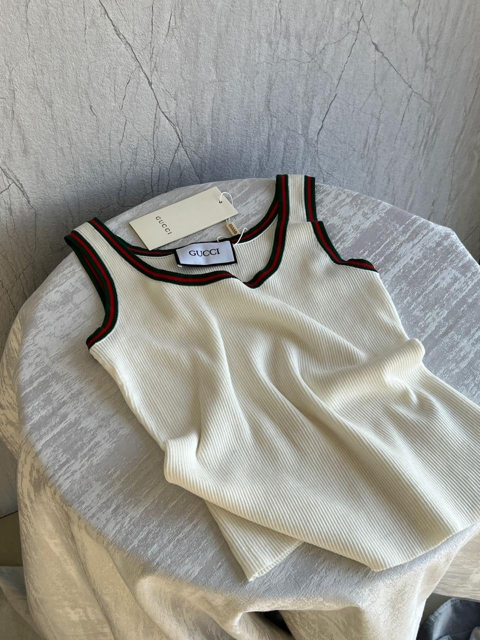 Gucci top