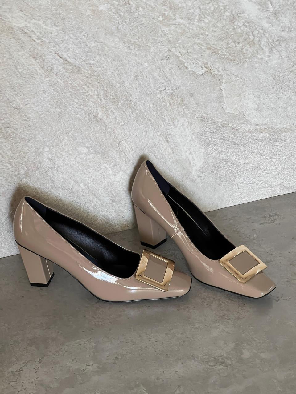 Roger vivier heels