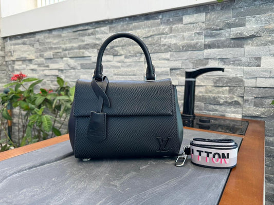 Lv bag tote