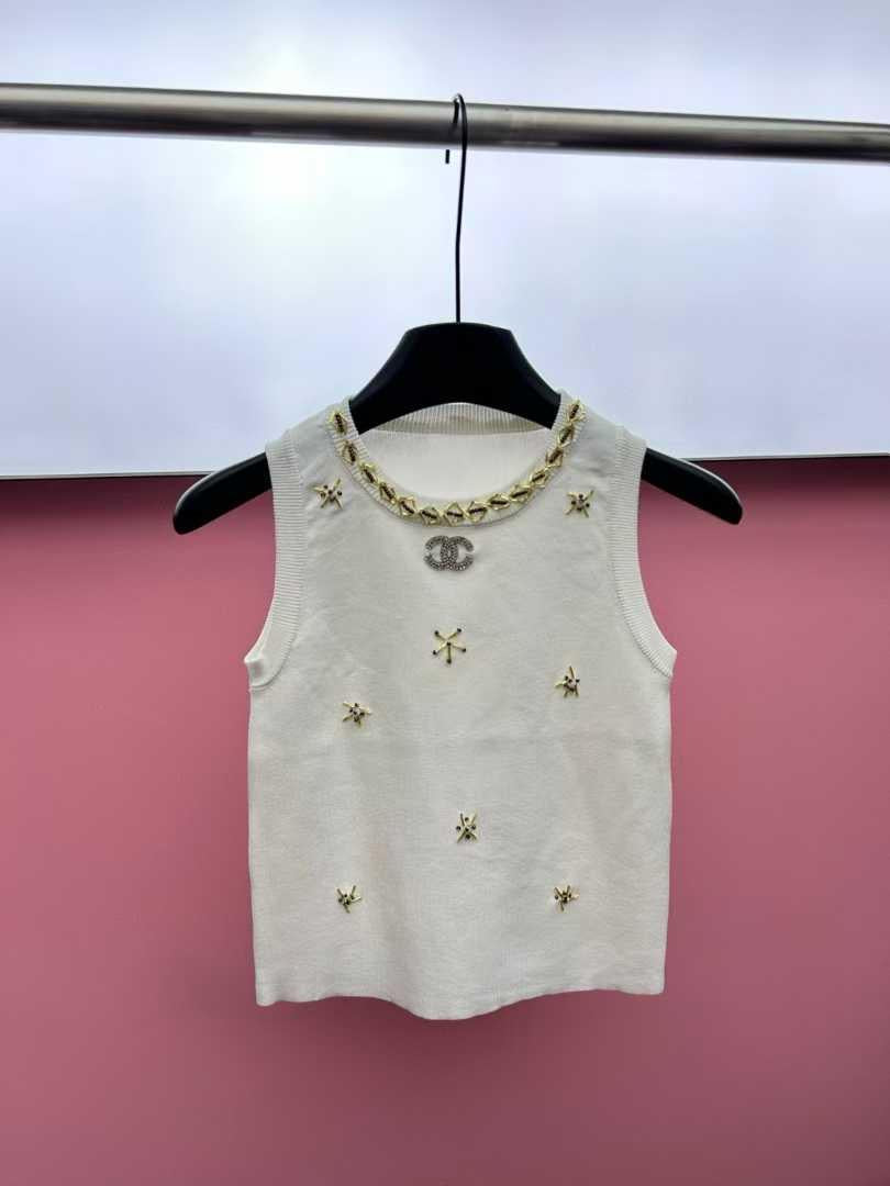 Chanel top