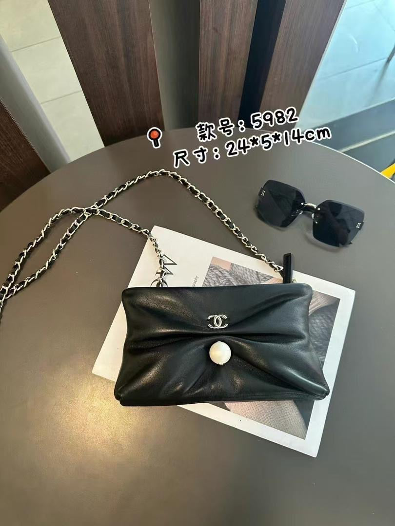 Chanel bag - clutch