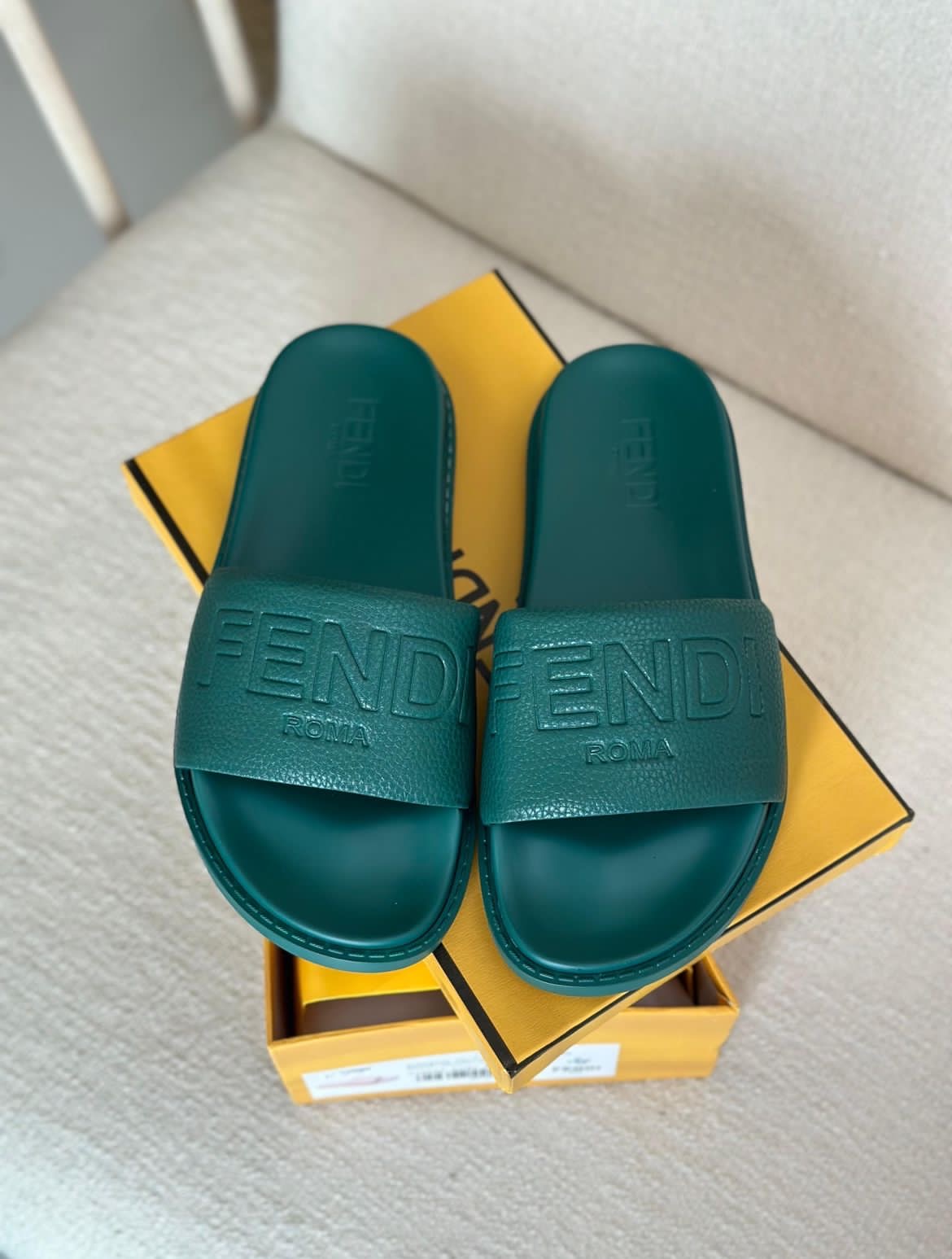 Fendi slipper
