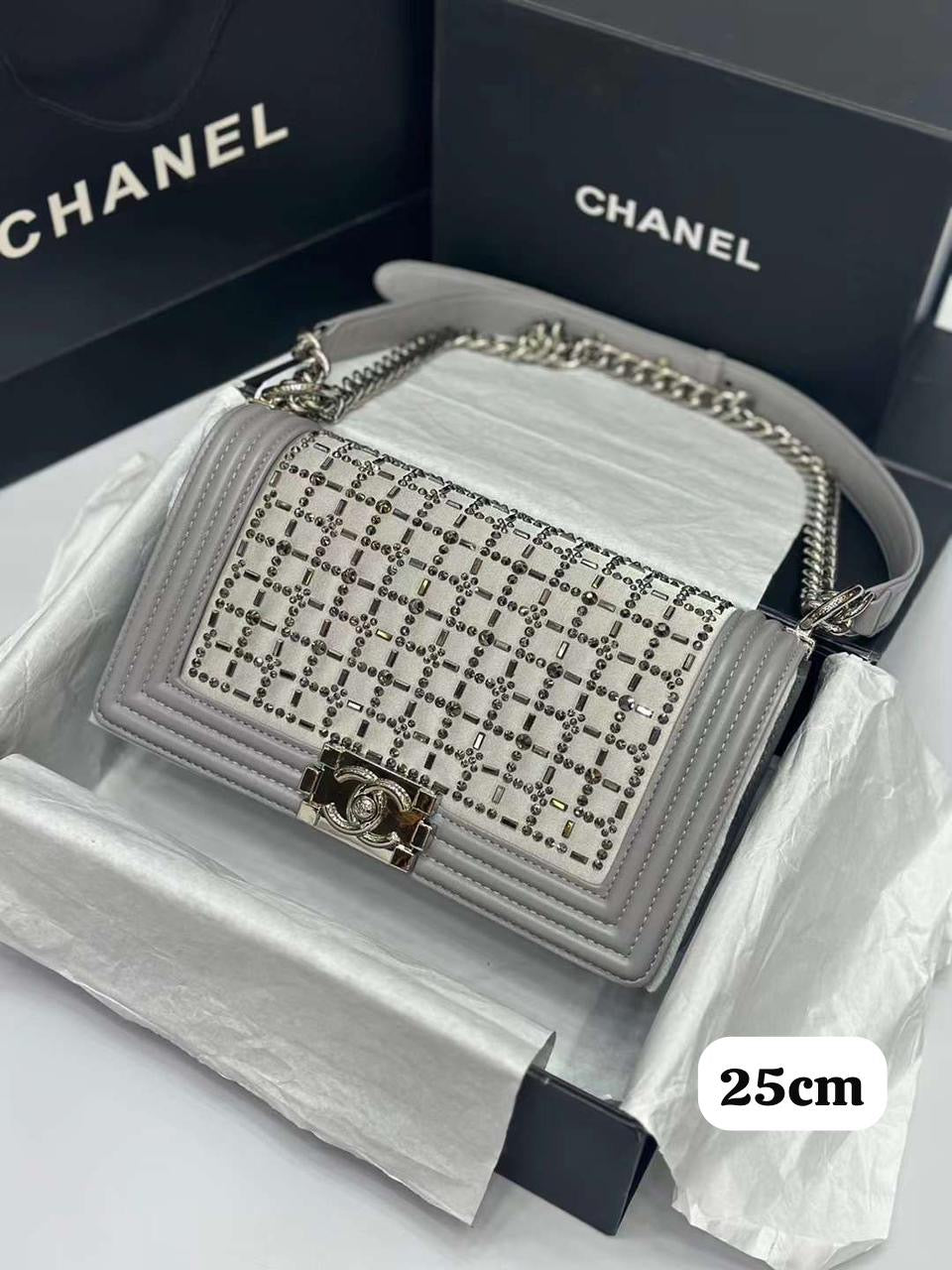 Chanel bag 550/500