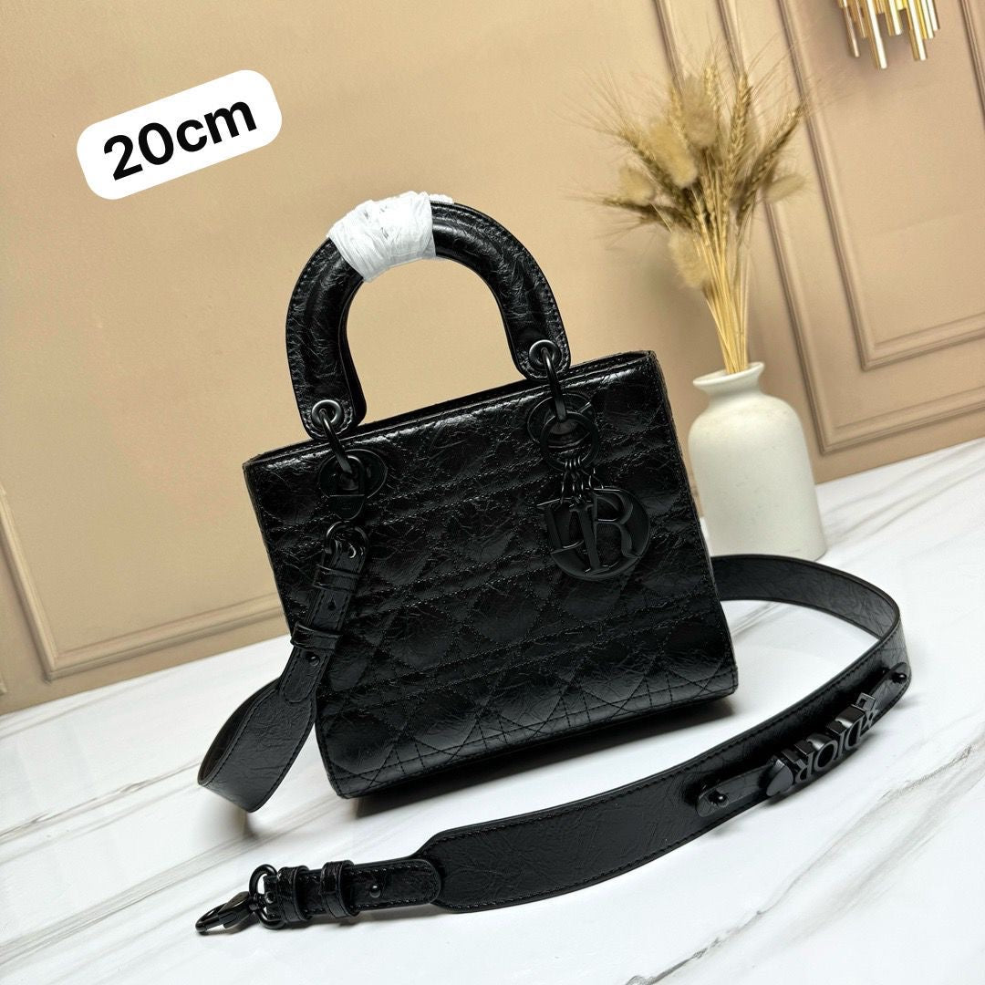 Lady dior bag 20 cm