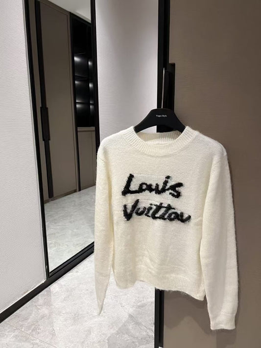 Lv sweater