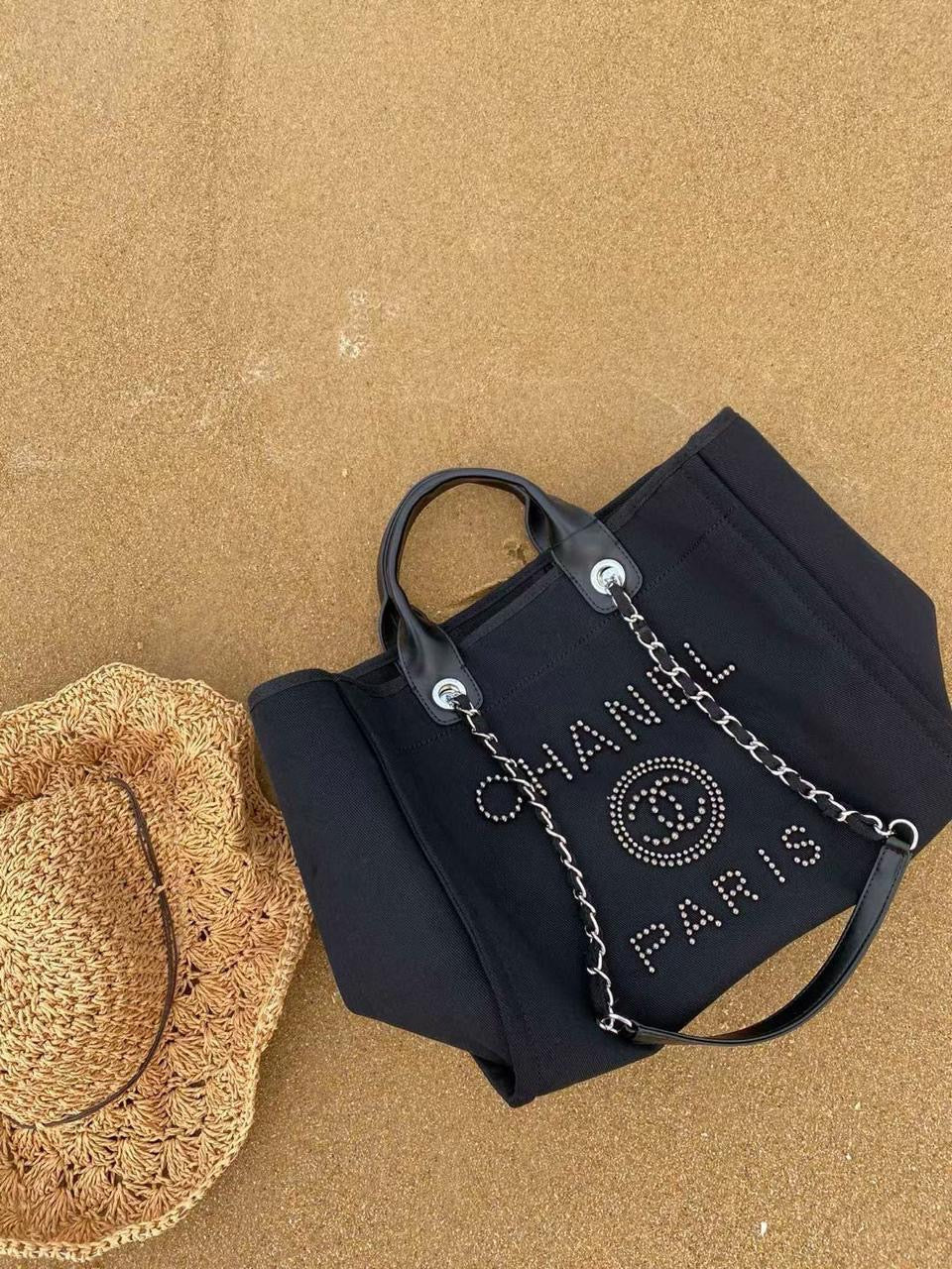 Chanel bag tote