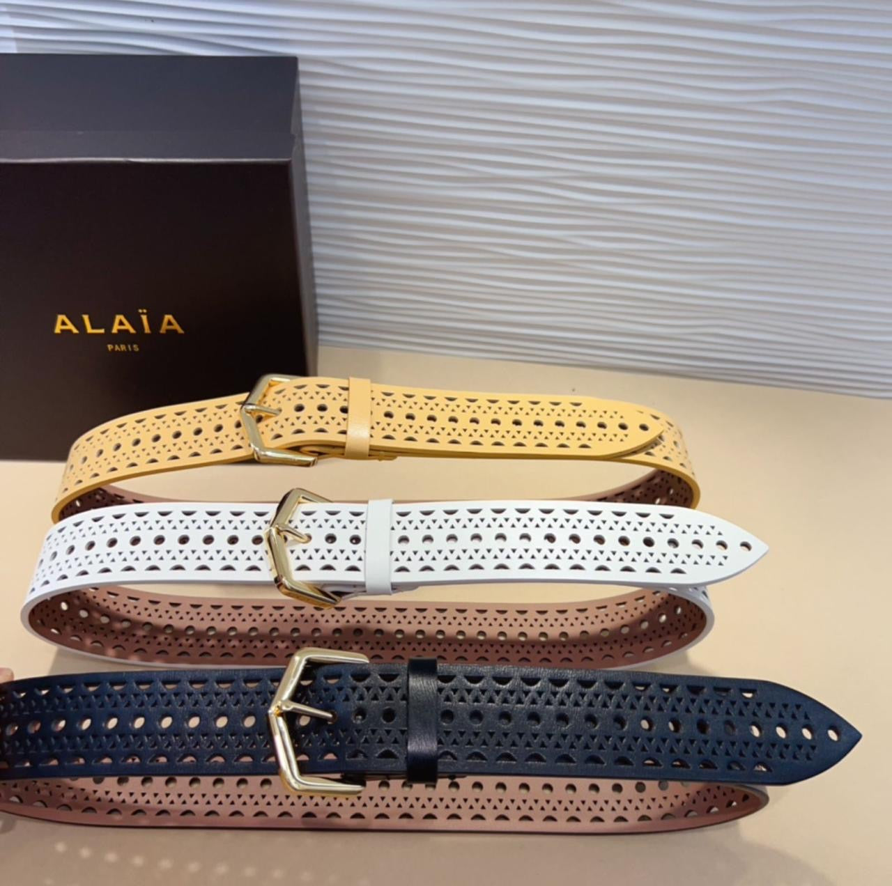 Alaia belt