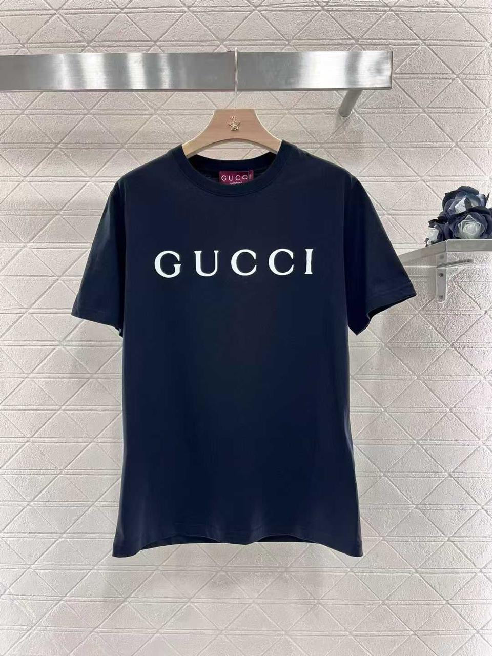 Gucci tshirt