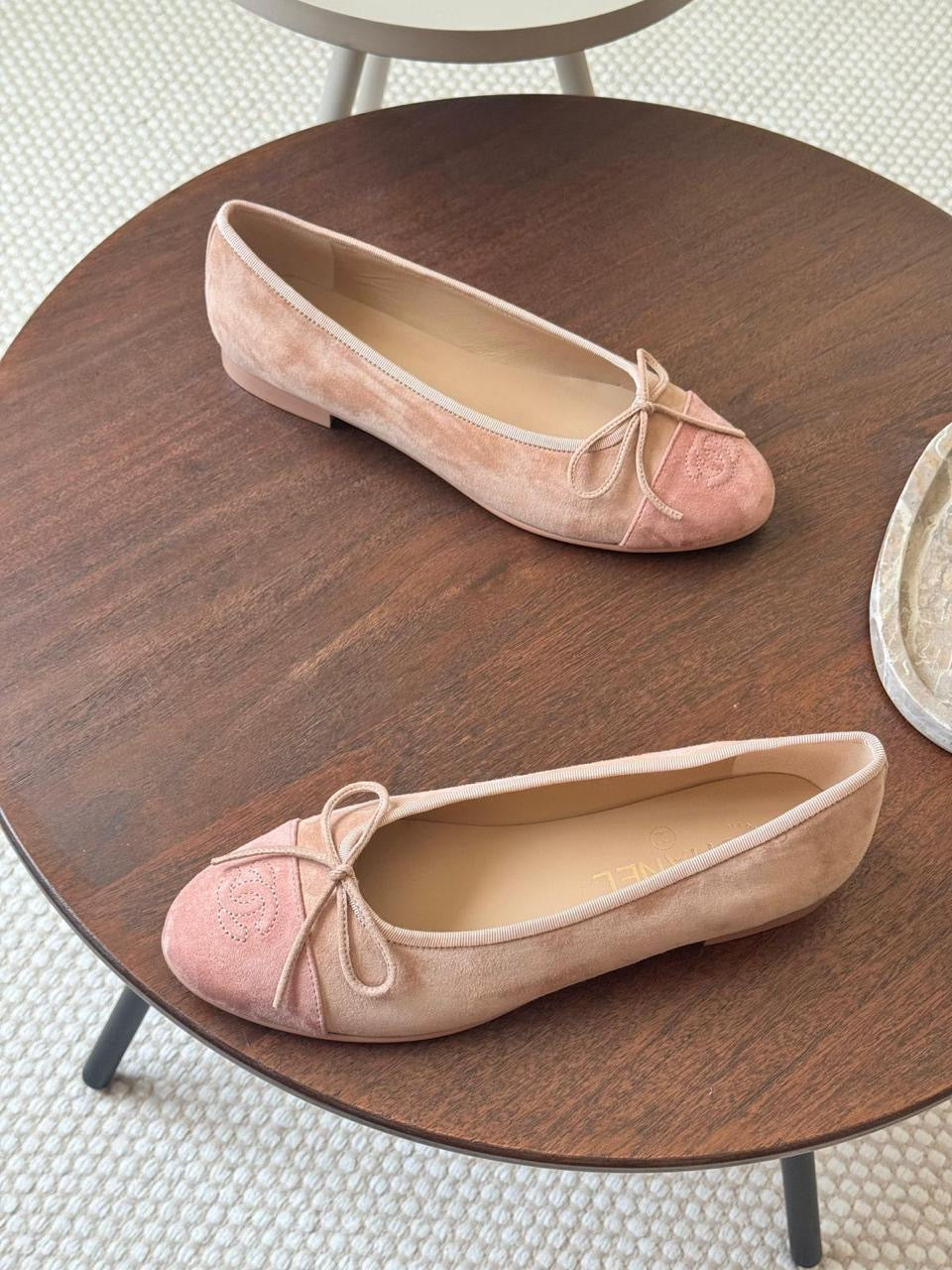 Chanel ballerina suede