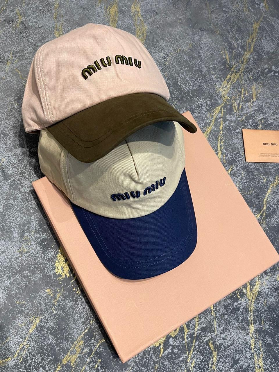 Miu miu cap