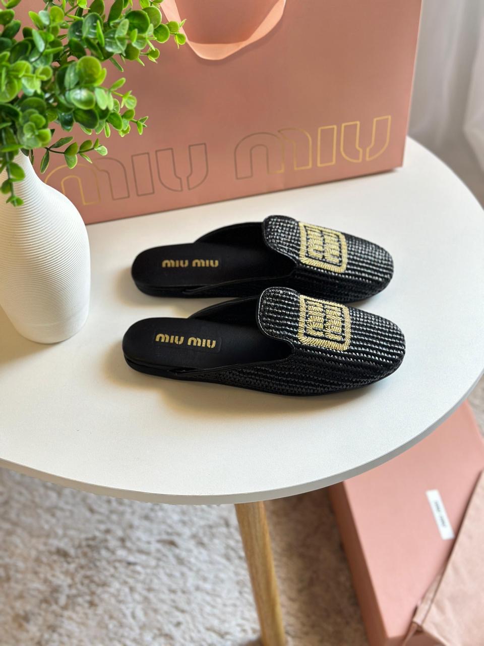 Miu miu sippers