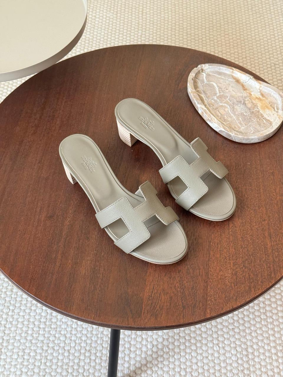 Hermes sandals heels