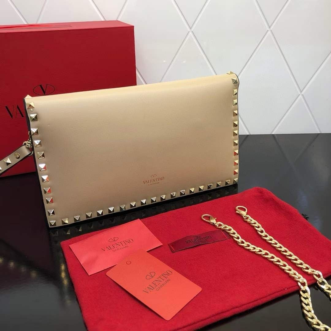 Valentino bag - clutch