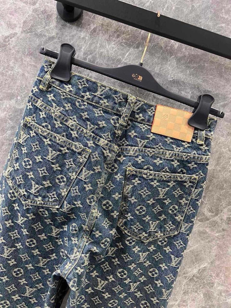 Lv pants