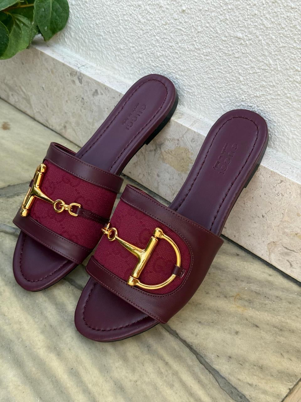 Gucci slippers