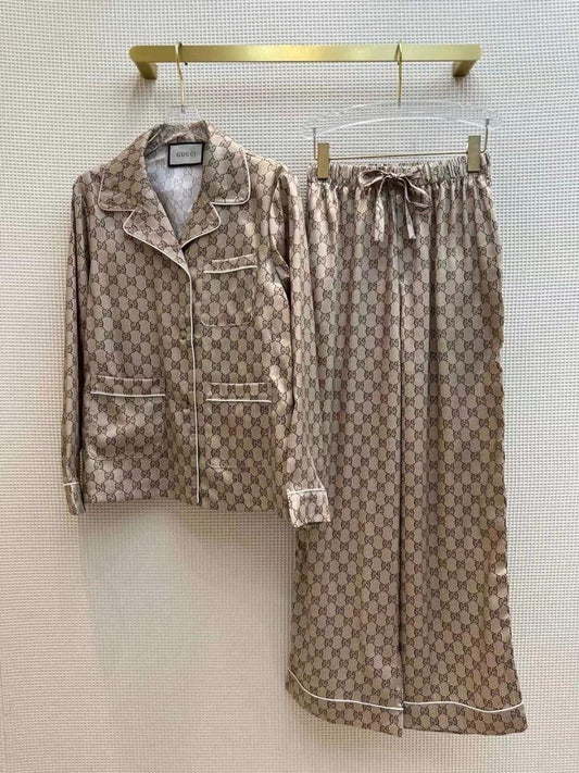 Gucci clothes set