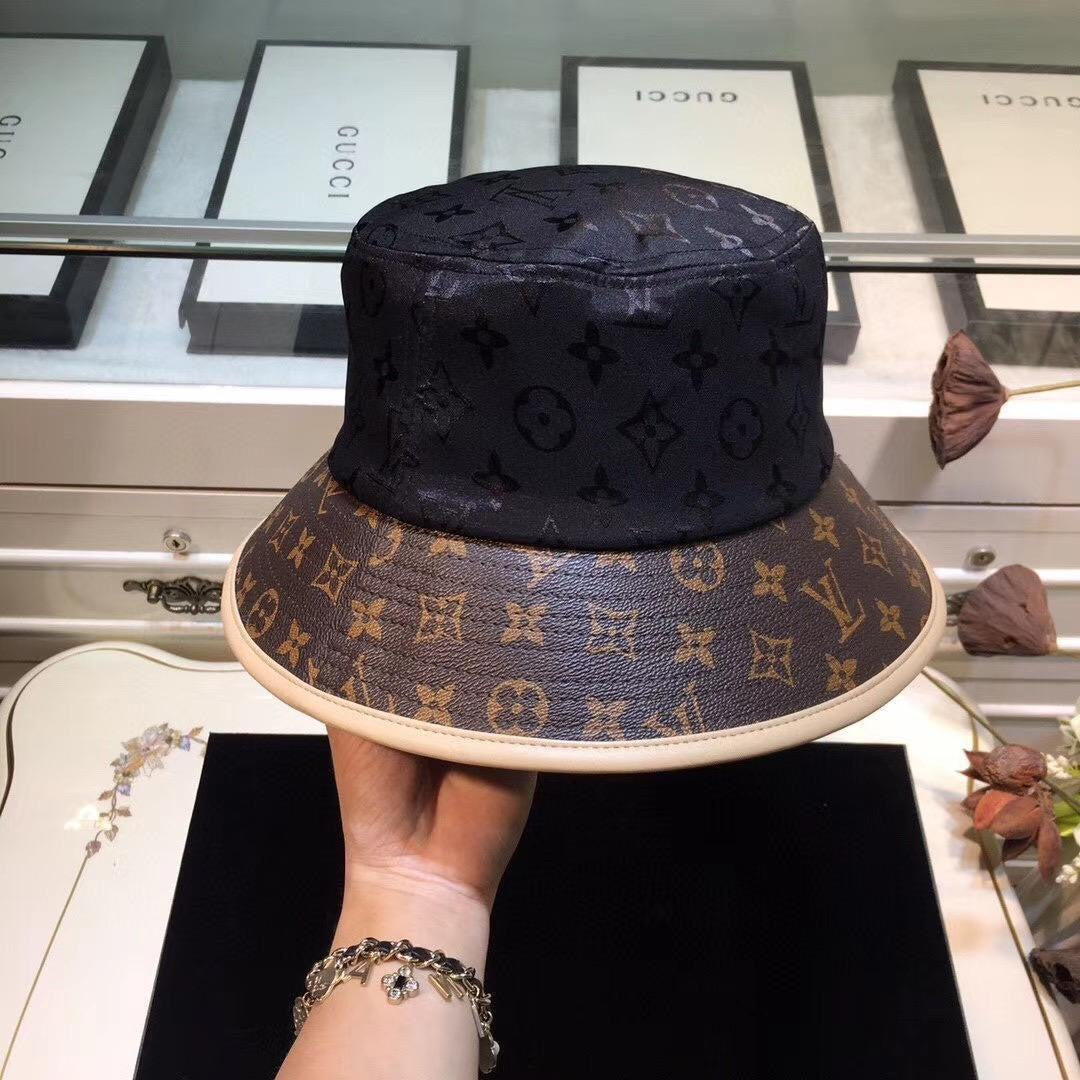 Lv hat