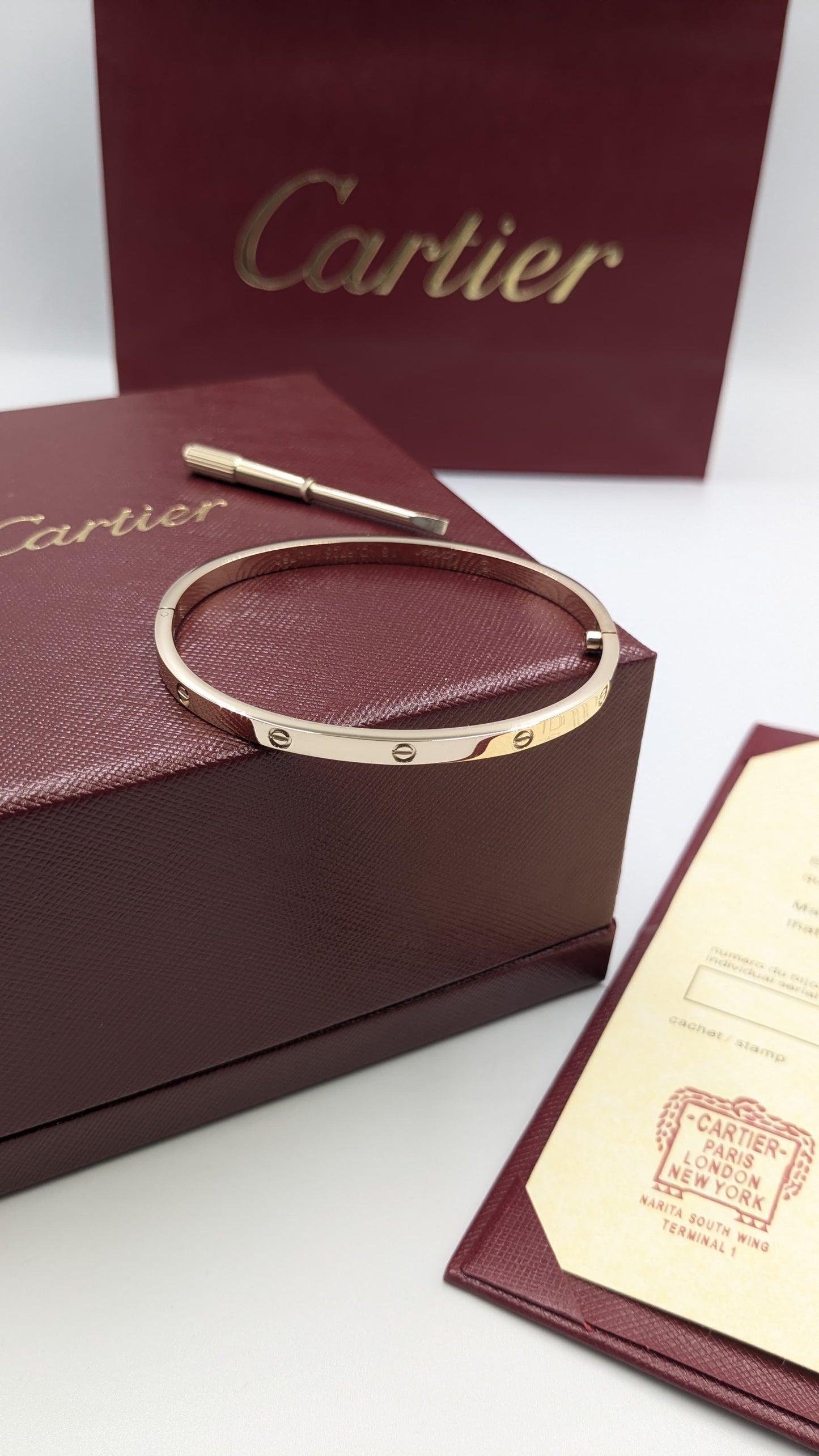 Cartier bangle ( thin with screw )