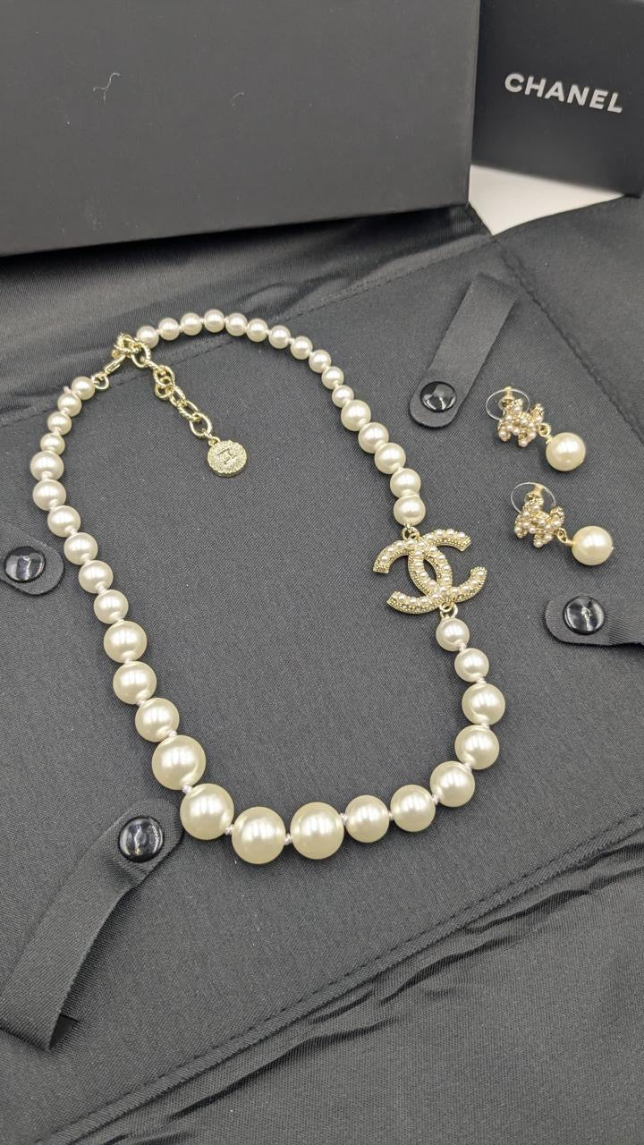 Chanel jewelry set