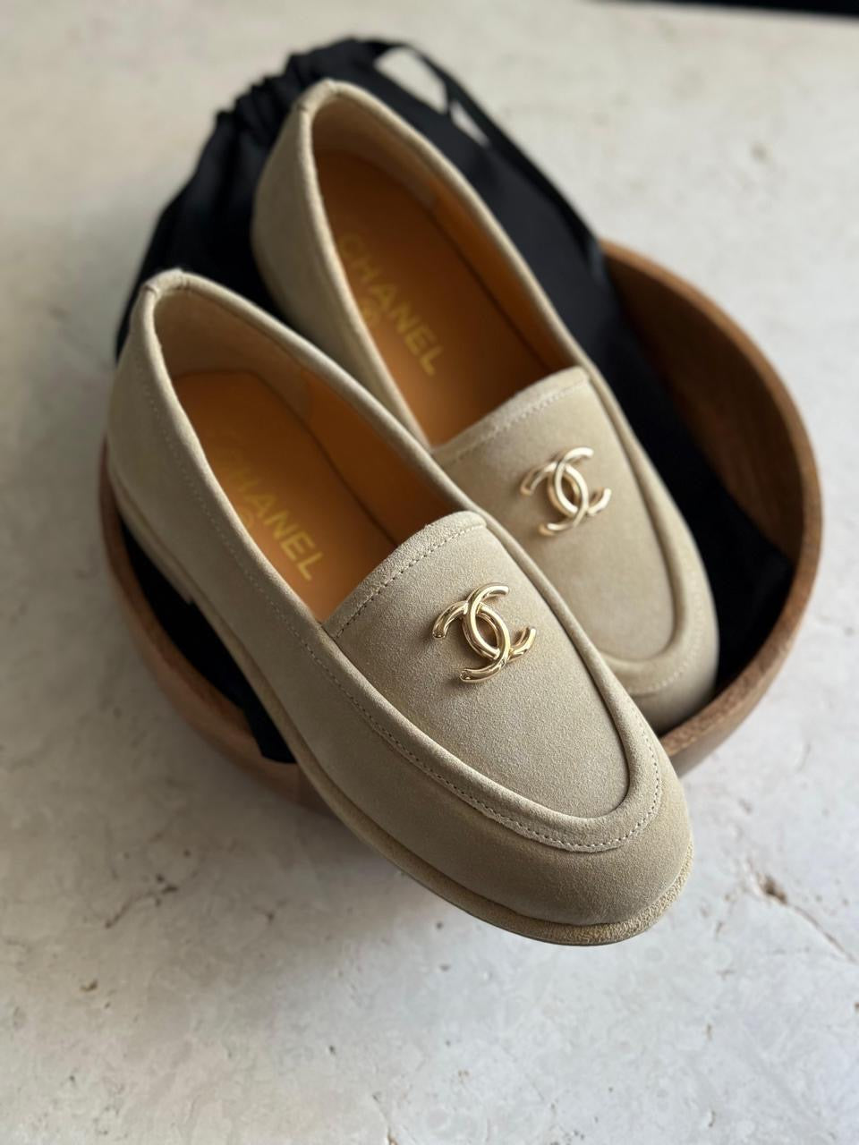 Chanel mules - beige