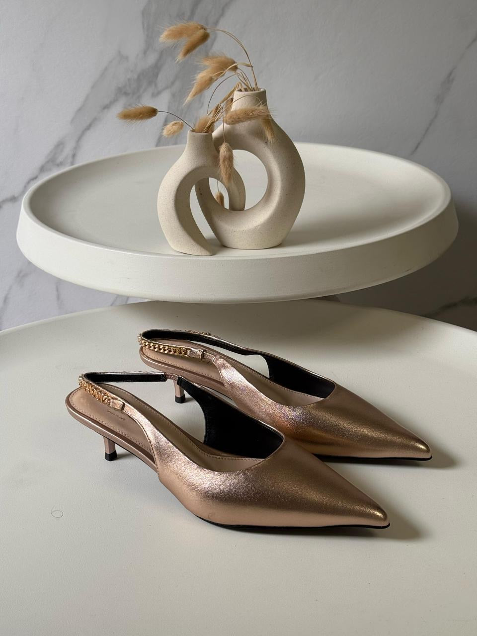 Gucci heels gold