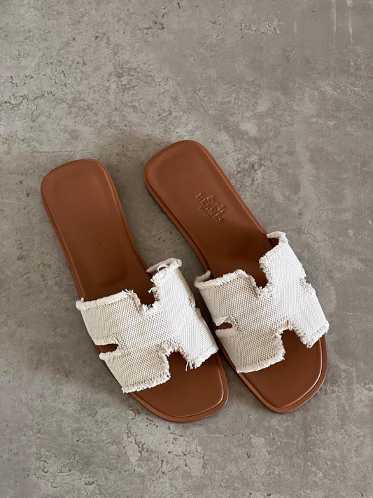 Hermes slippers