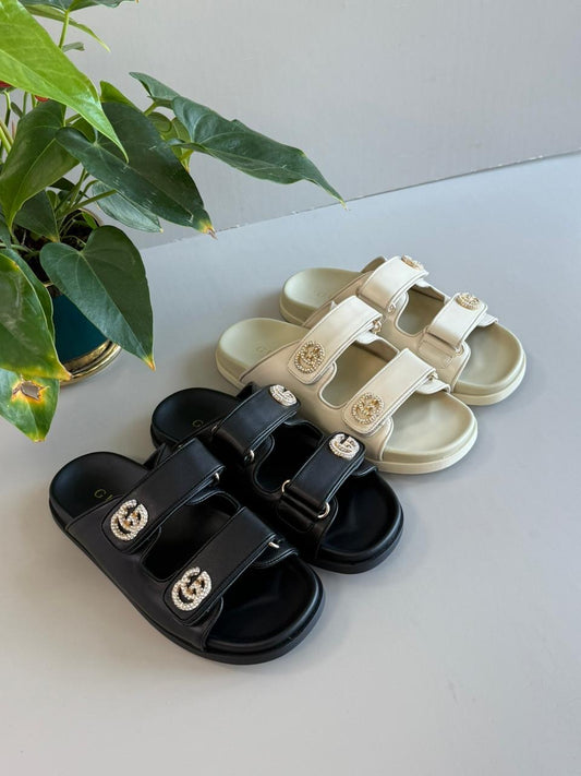 Gucci slippers
