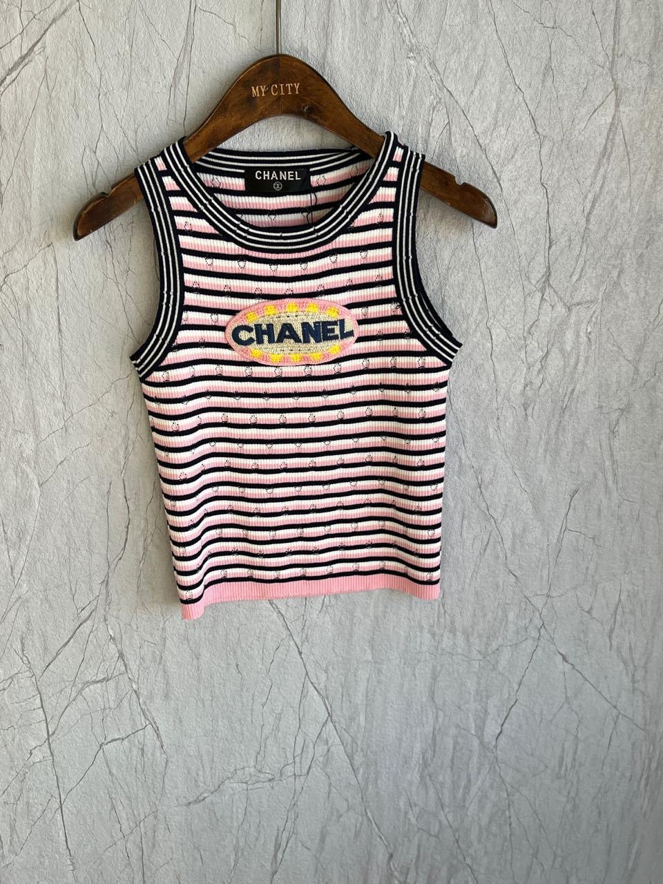 Chanel top