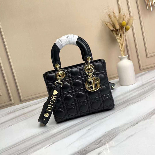 Lady dior bag 20 cm