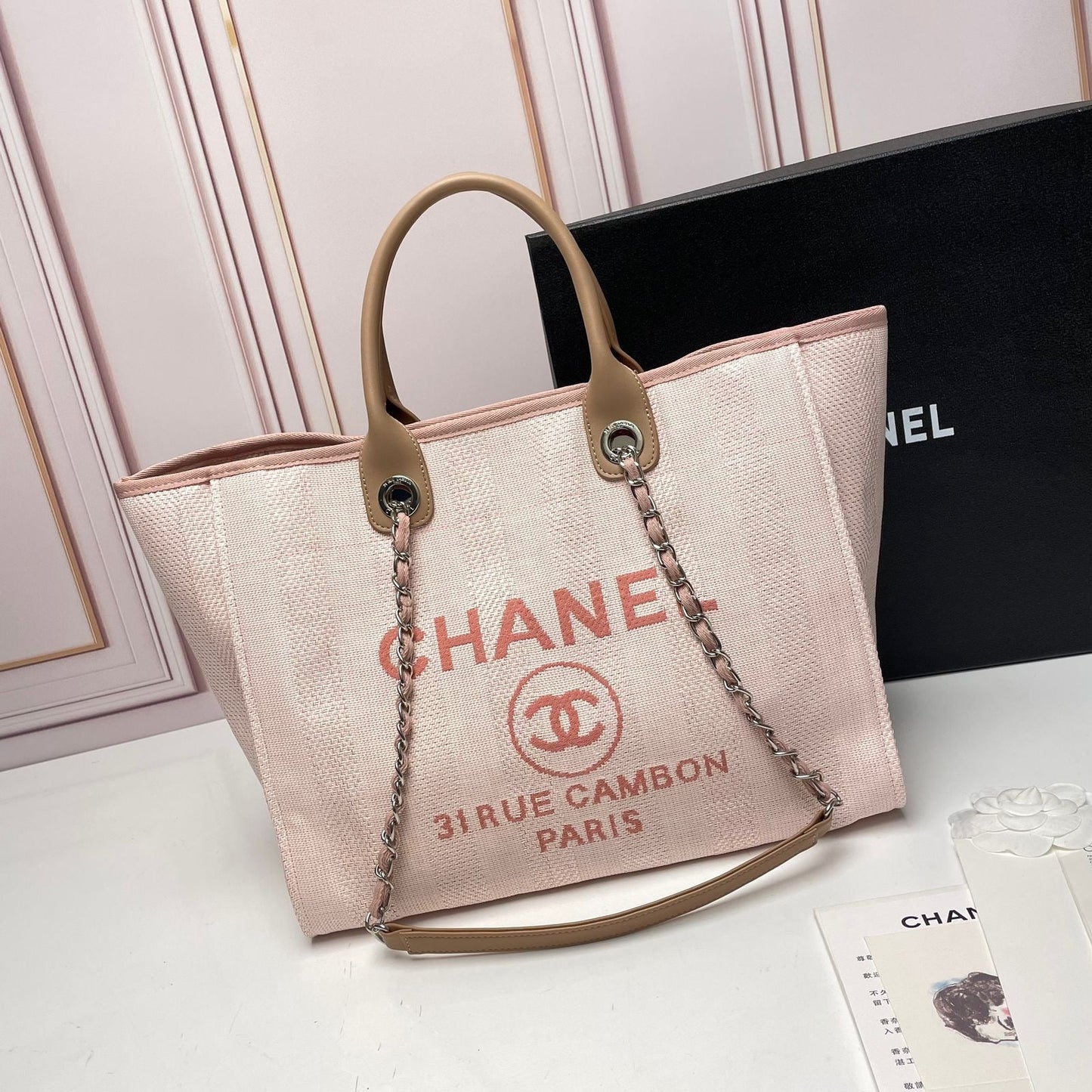 Chanel bag tote