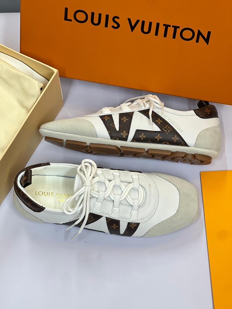 Lv sneakers