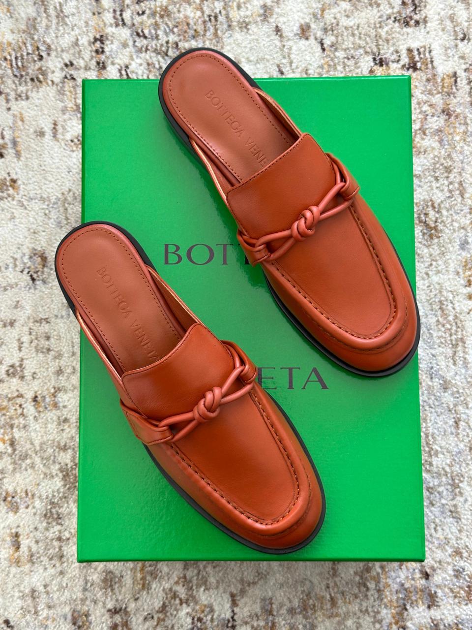 Bottega mules