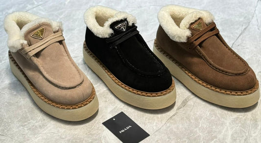 Prada loafers with fur