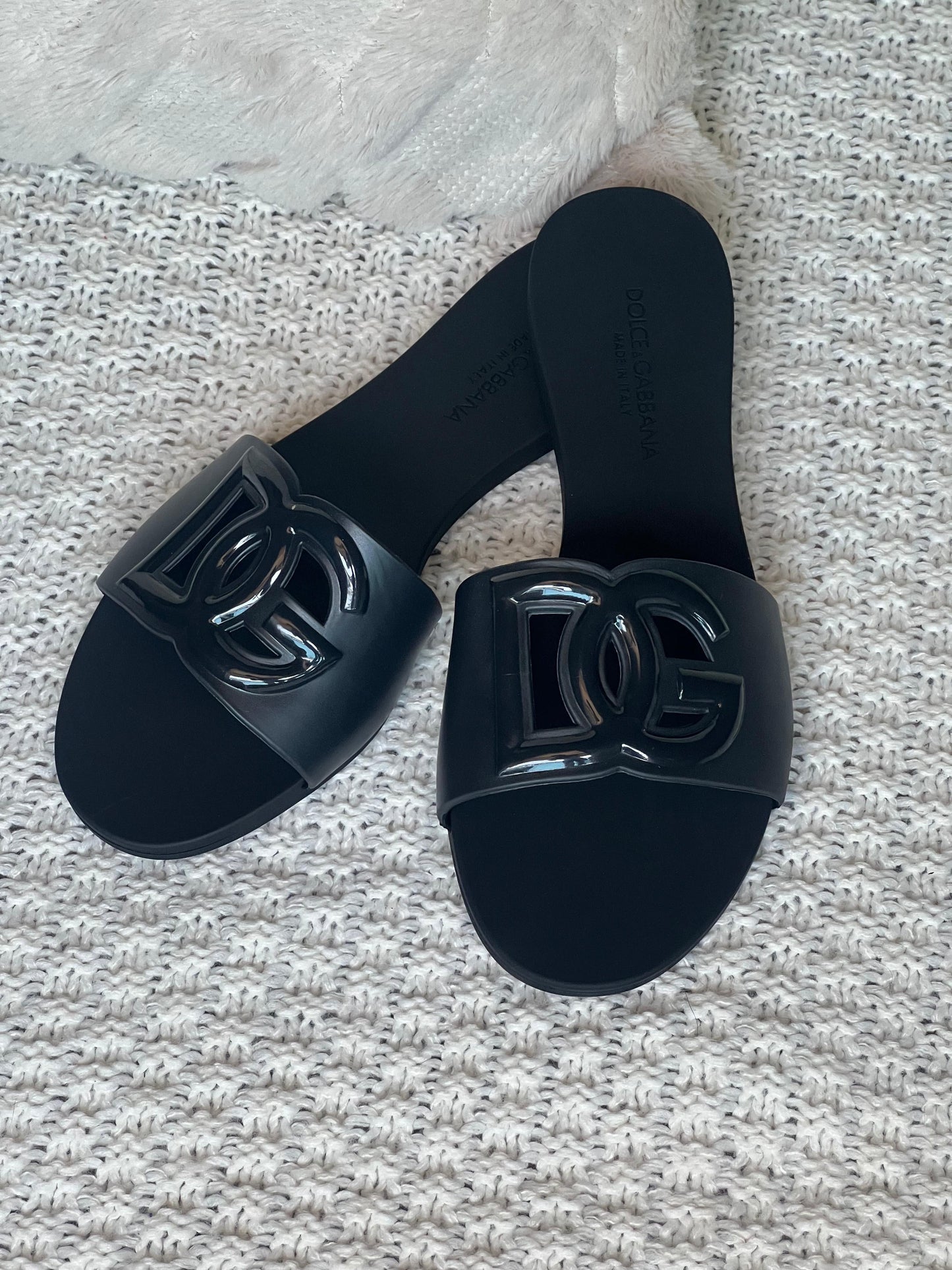 D&G slippers