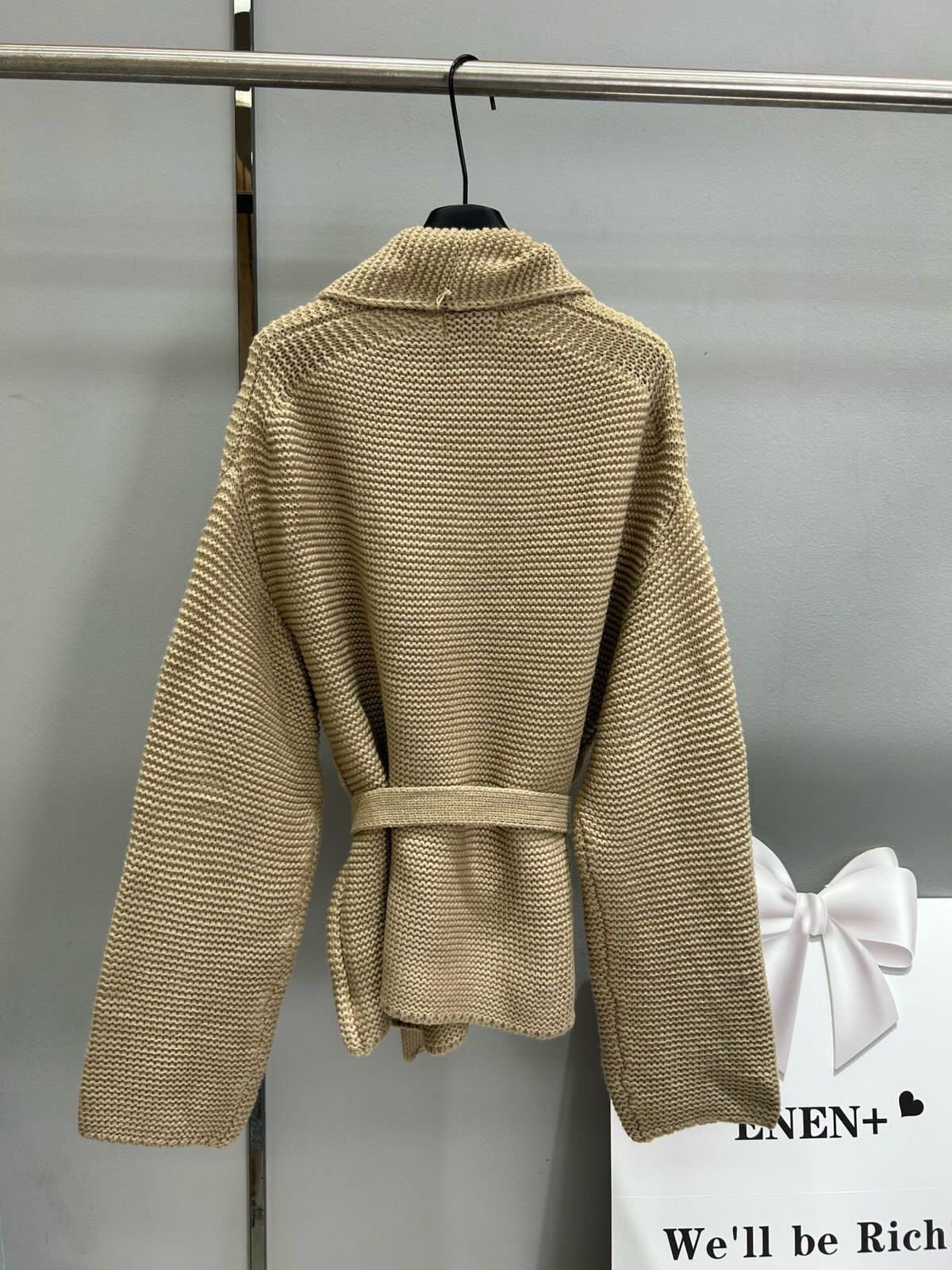 Hees jacket