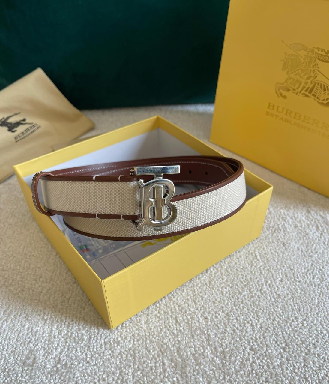 Burberry belt