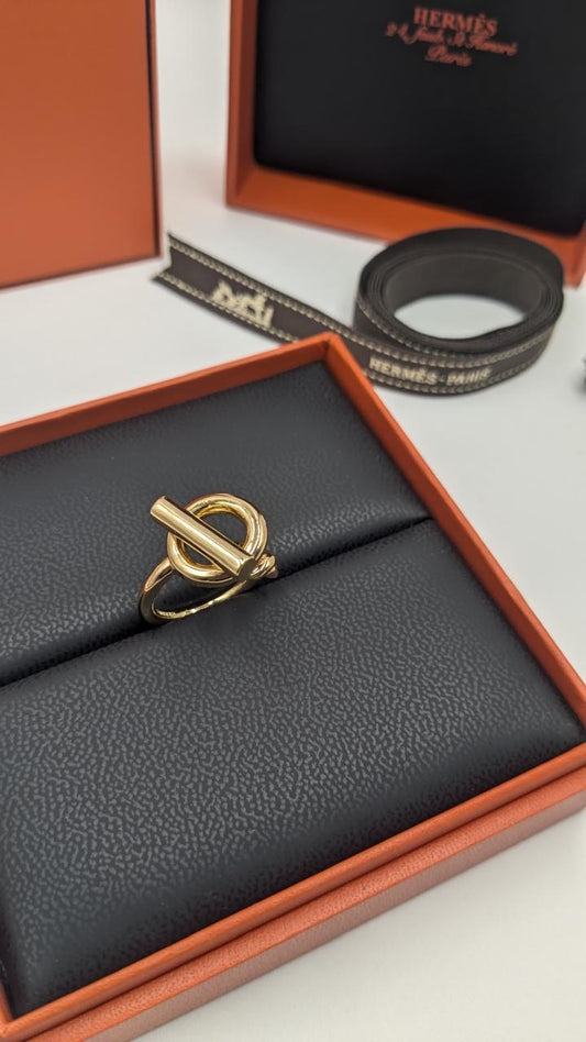 Hermes ring